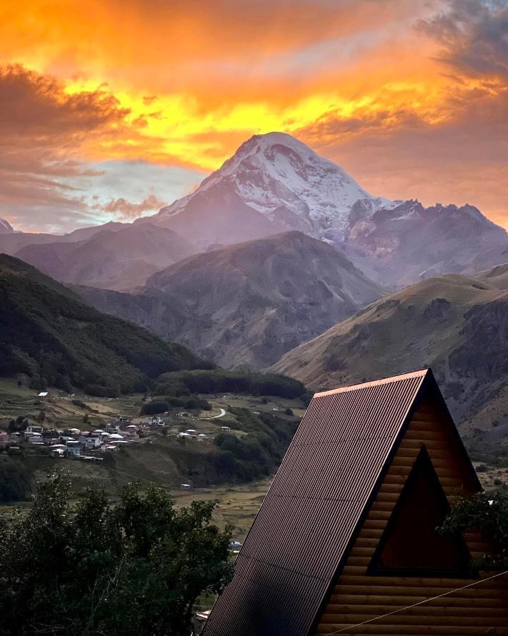 Kazbegi Kuro Cottages Eksteriør bilde