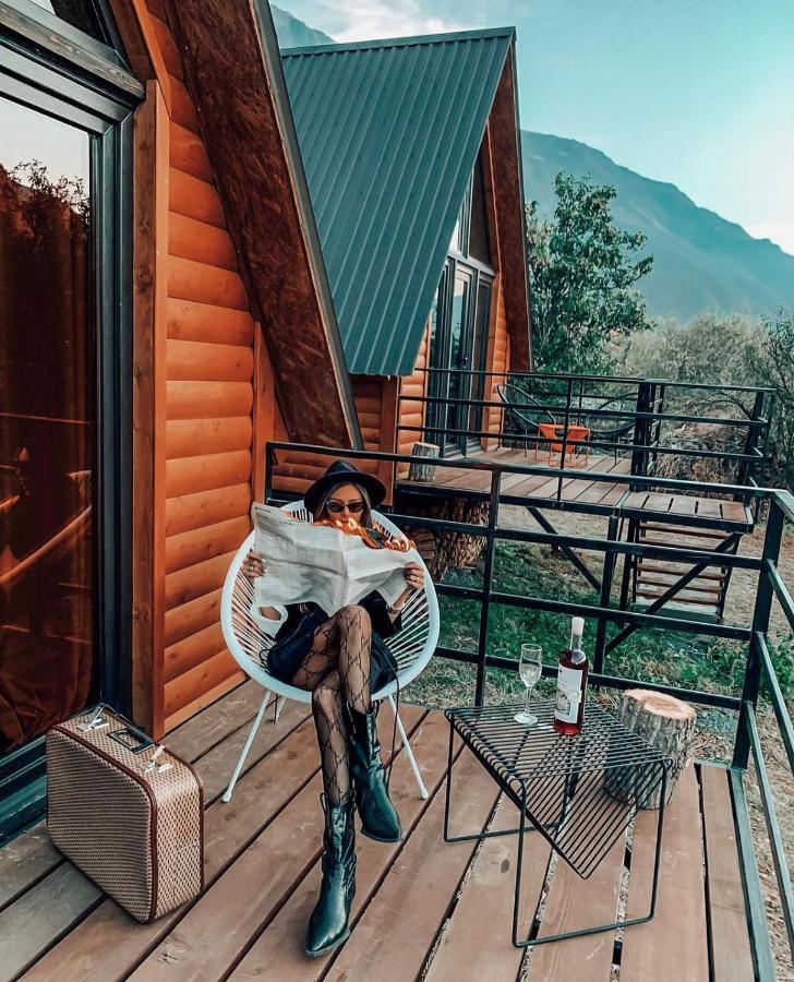Kazbegi Kuro Cottages Eksteriør bilde