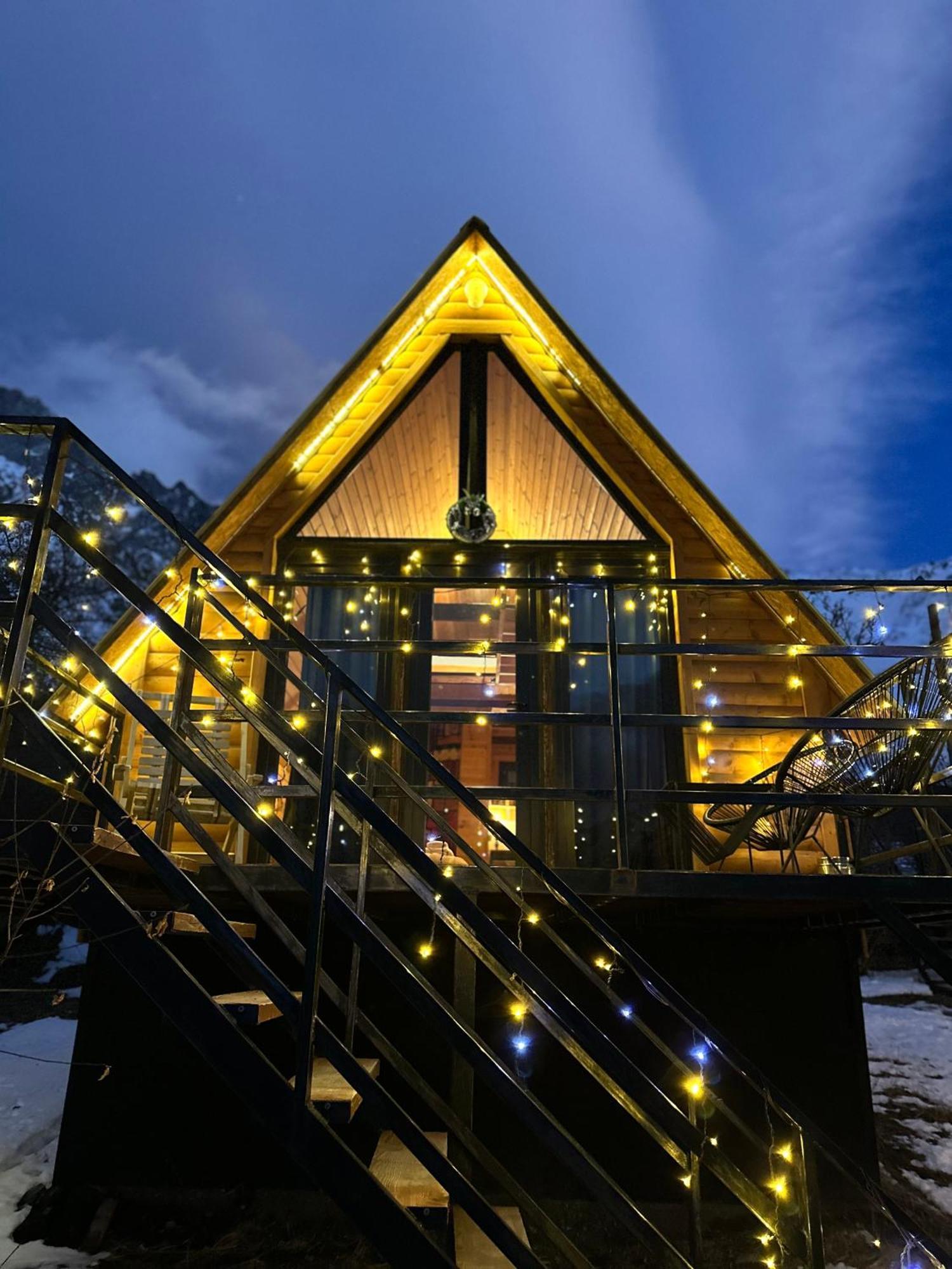 Kazbegi Kuro Cottages Eksteriør bilde